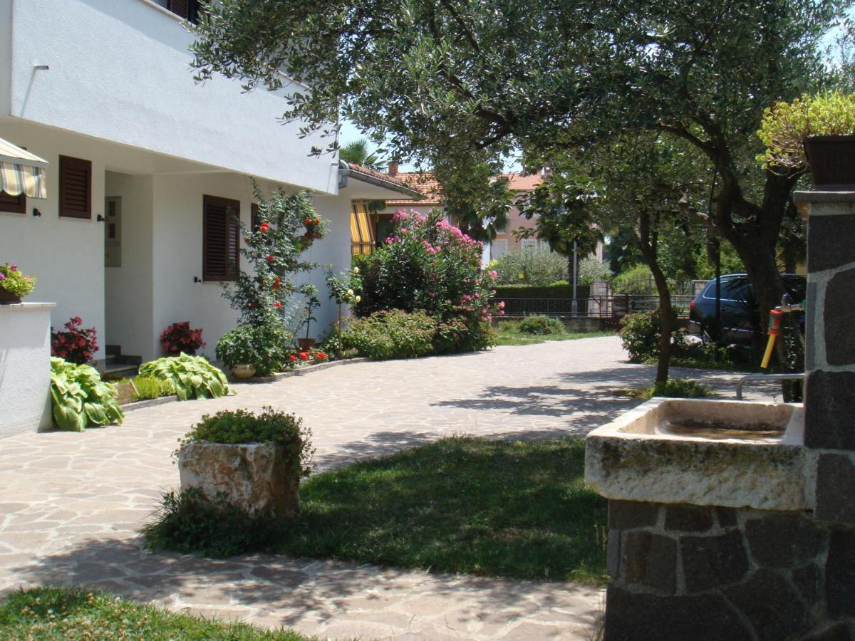 Apartments Medusa Ровинь Экстерьер фото